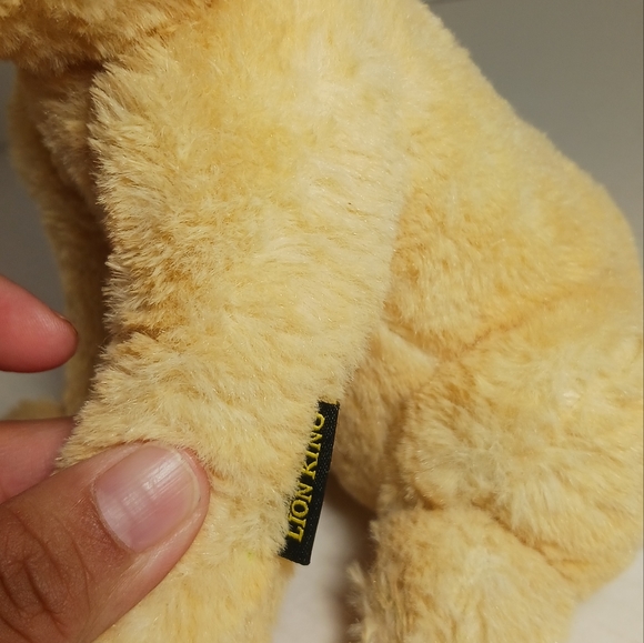 Disney The Lion King TALKING NALA 8" Collectible Plush Stuffed Toy Lion Cub - Picture 10 of 10